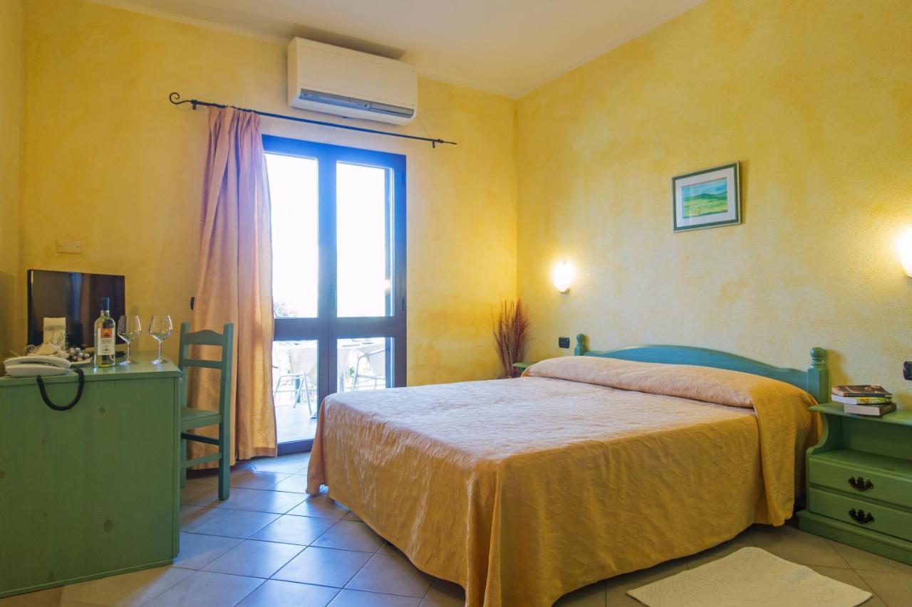 Appartamento Gli Ontani Cala Liberotto Exterior foto